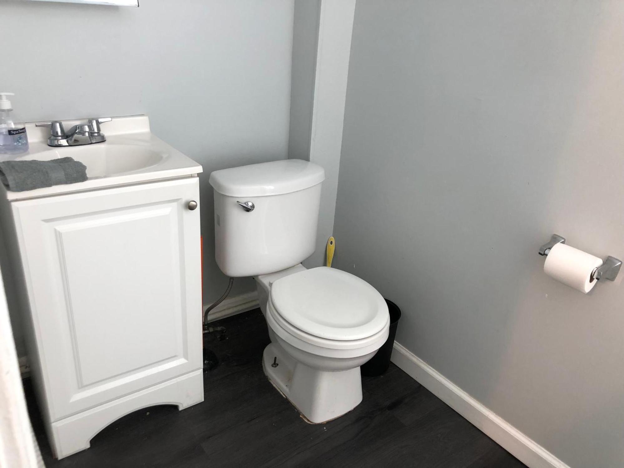 Private 2-Bedroom With Free Parking And Direct Bus To Nyc Manhattan Only 2 Blocks Away Linden Exteriör bild