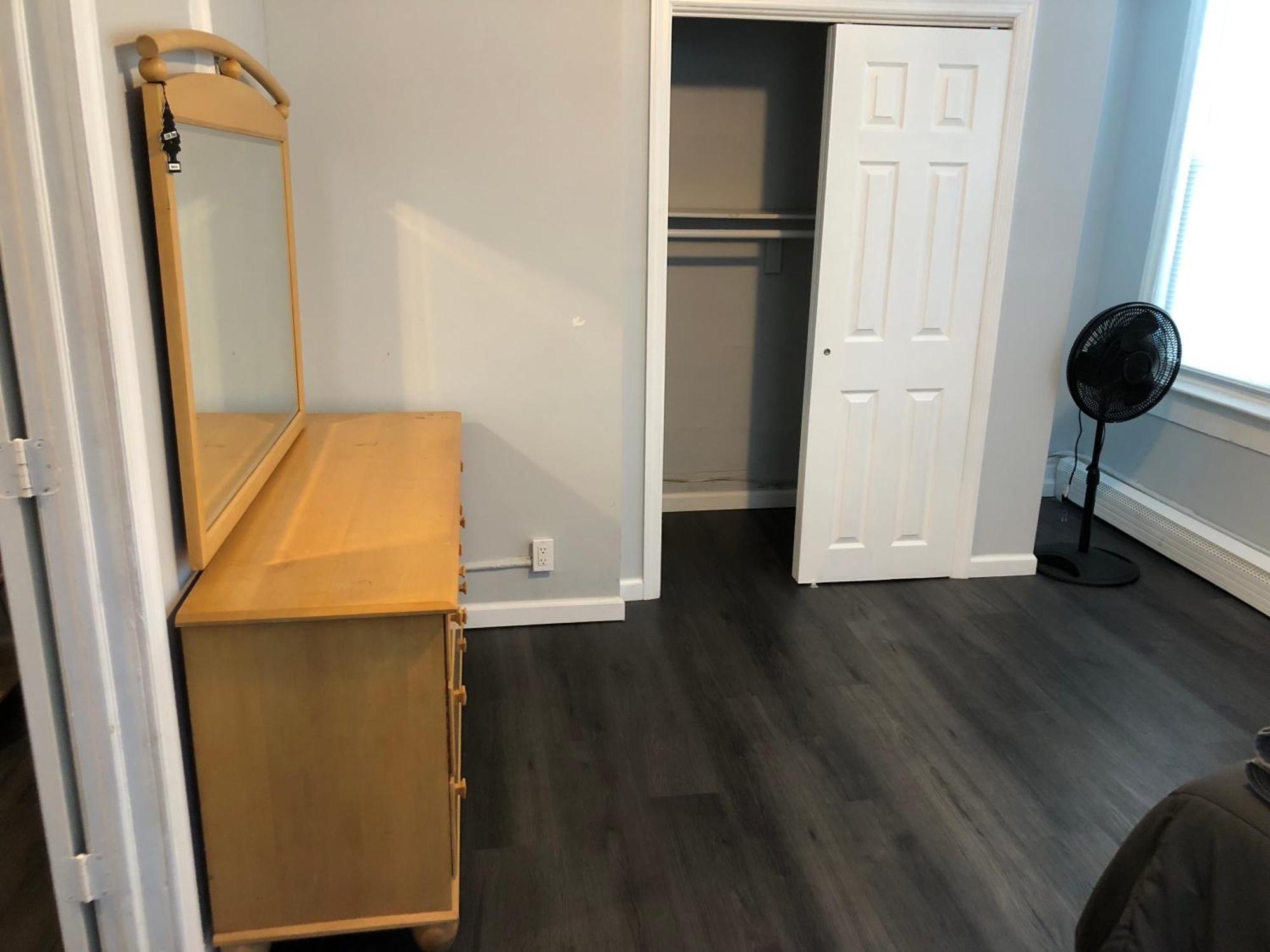 Private 2-Bedroom With Free Parking And Direct Bus To Nyc Manhattan Only 2 Blocks Away Linden Exteriör bild